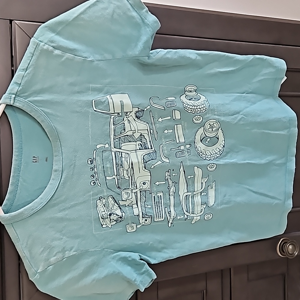 Gap Teal vehicle shirt